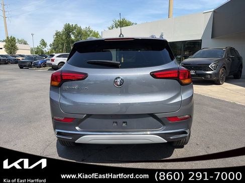 Used 2022 Buick Encore GX Essence w/ Experience Buick Package AWD/4WD image 9