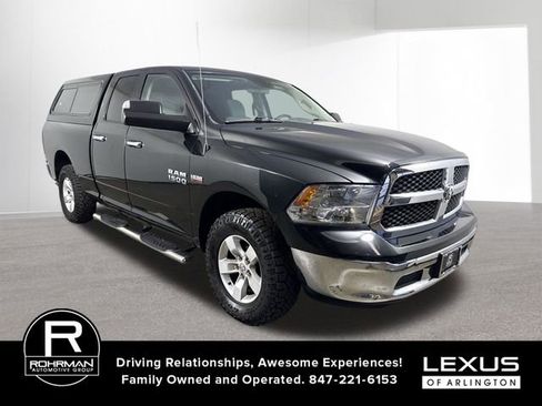 Used 2017 RAM 1500 Classic SLT AWD/4WD image 3