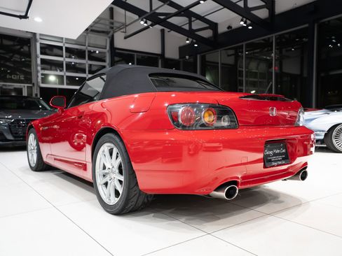 Used 2004 Honda S2000 image 37