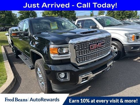 Used 2019 GMC Sierra 3500 Denali w/ Duramax Plus Package AWD/4WD image 1