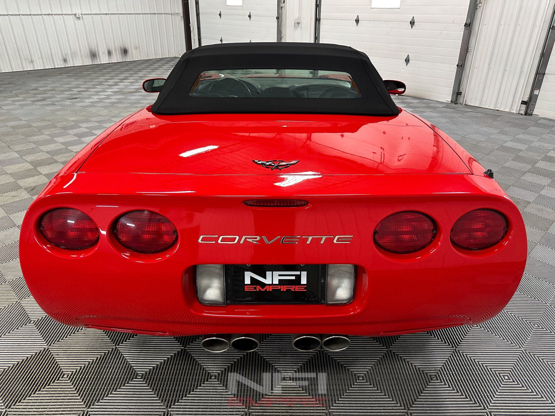 Used 2002 Chevrolet Corvette Coupe w/ Preferred Equipment Group2 RWD image 17