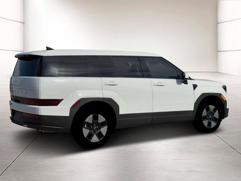 New 2026 Hyundai Santa Fe SE FWD image 8