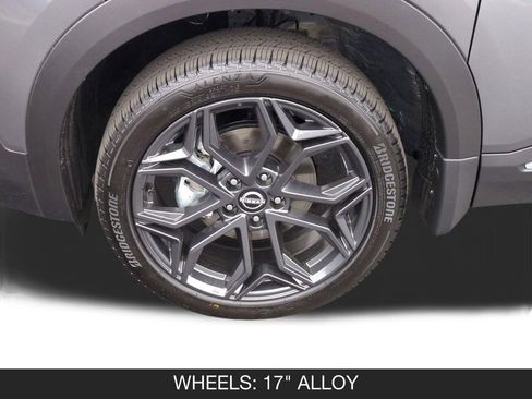 New 2026 Nissan Kicks SR FWD image 11