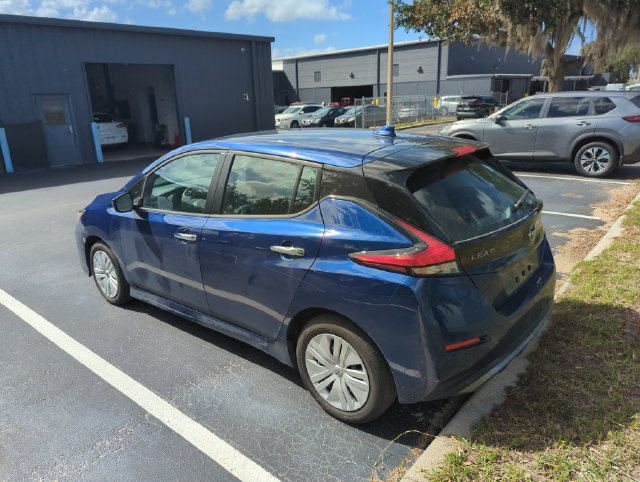 Certified 2025 Nissan Leaf S FWD image 3