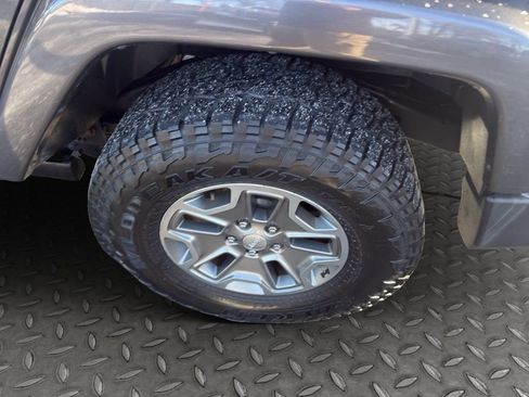 Used 2017 Jeep Wrangler Unlimited Rubicon w/ Cold Weather Group image 17