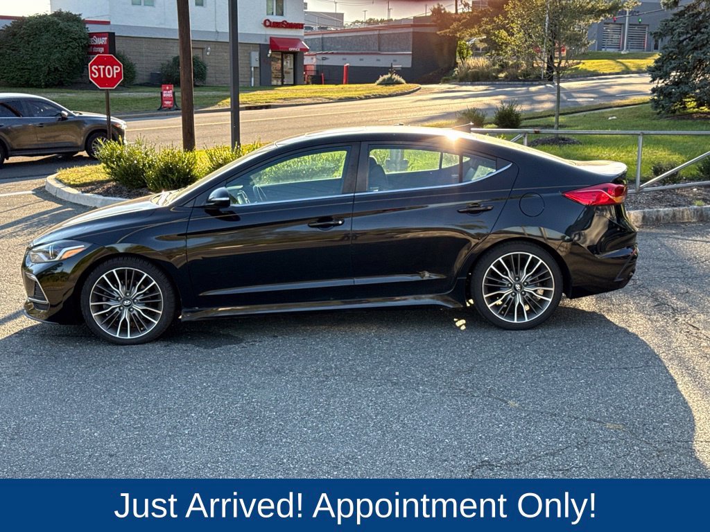 Used 2018 Hyundai Elantra Sport FWD image 4