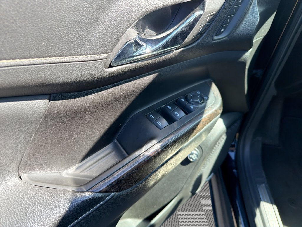 Used 2023 GMC Acadia Denali FWD image 15
