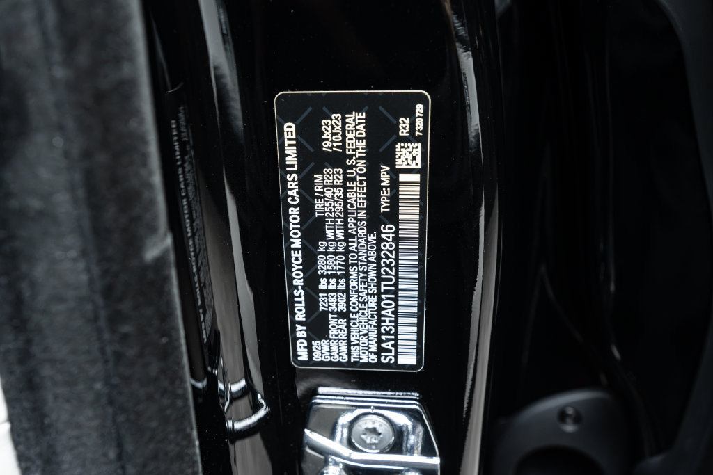 Used 2026 Rolls-Royce Cullinan AWD/4WD image 58