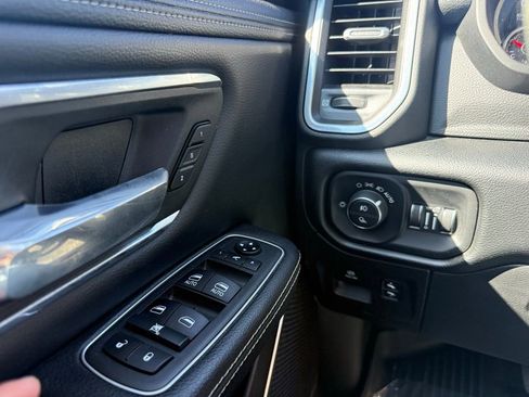 Used 2022 RAM 1500 Laramie image 10