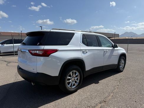 Used 2021 Chevrolet Traverse LT FWD image 5