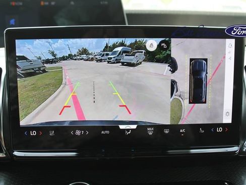 New 2027 Ford Expedition Platinum w/ Stealth Appearance Package AWD/4WD image 17