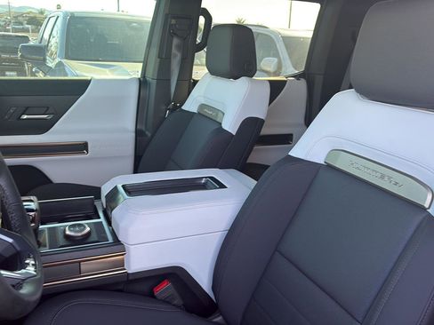 Used 2025 GMC Hummer EV 3X AWD/4WD image 21