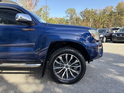 Used 2015 Toyota Tacoma PreRunner image 36