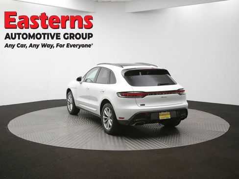 Used 2023 Porsche Macan T w/ Premium Package Plus image 67