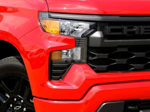 Used 2025 Chevrolet Silverado 1500 Custom AWD/4WD image 3