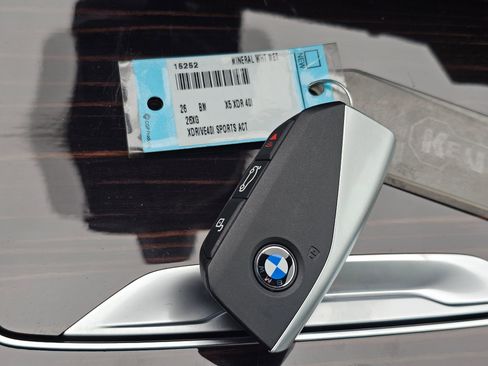 New 2026 BMW X5 xDrive40i w/ Executive Package image 31