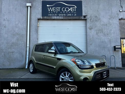 Used 2013 Kia Soul + image 1