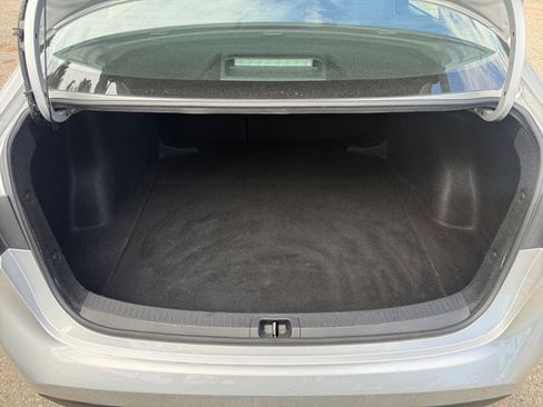 Used 2023 Toyota Corolla LE FWD image 27