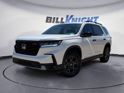 Used 2025 Honda Pilot TrailSport