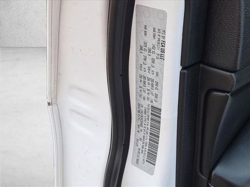 Used 2017 Jeep Grand Cherokee Limited AWD/4WD image 26