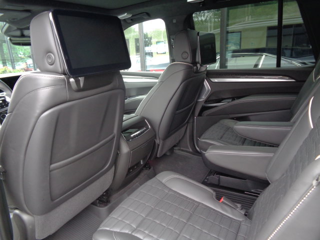 Used 2026 Cadillac Escalade V w/ LPO, Floor Liner Package AWD/4WD image 18