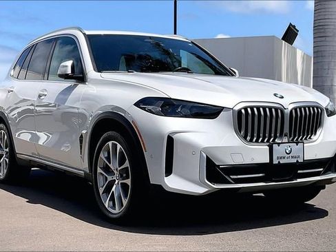 Certified 2024 BMW X5 xDrive40i w/ Parking Assistance Package image 2