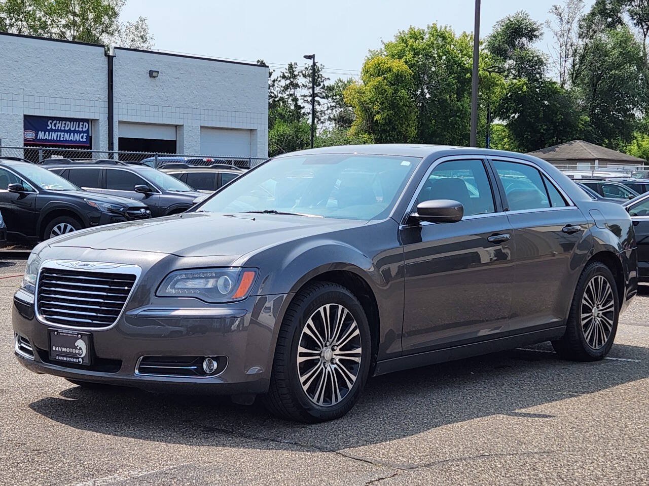 Used 2013 Chrysler 300 S AWD/4WD image 7