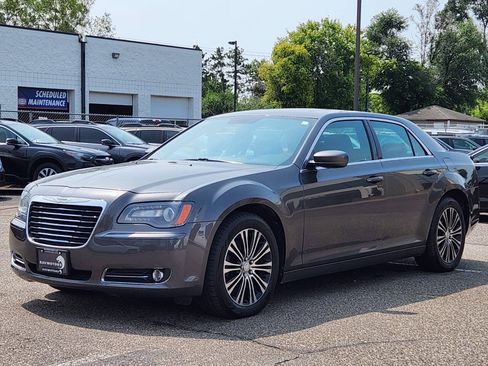 Used 2013 Chrysler 300 S AWD/4WD image 7