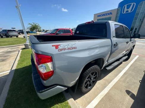 Used 2021 Toyota Tundra SR5 RWD image 3