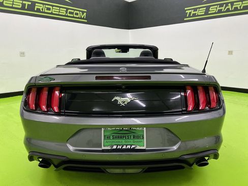 Used 2023 Ford Mustang Premium RWD image 9