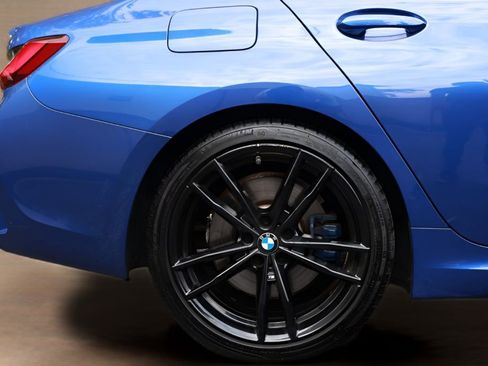 Used 2022 BMW M340i RWD image 3