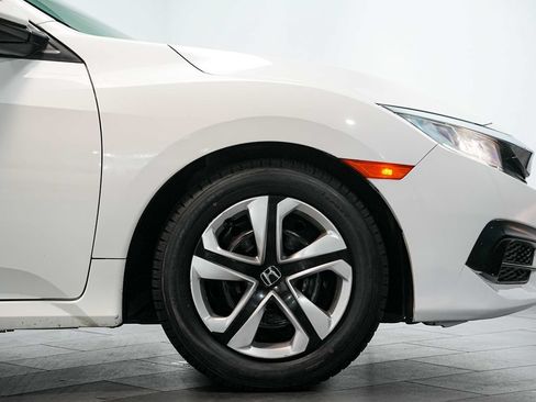 Used 2018 Honda Civic LX image 9