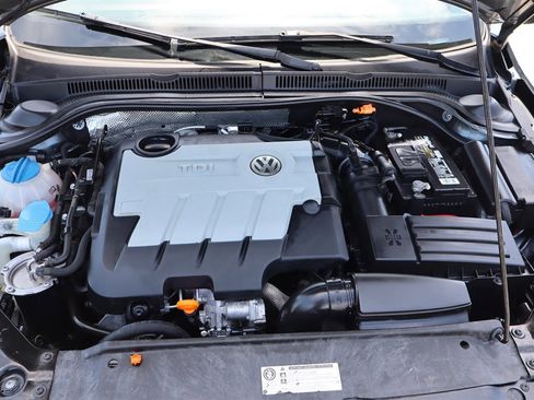 Used 2012 Volkswagen Jetta TDI FWD image 31