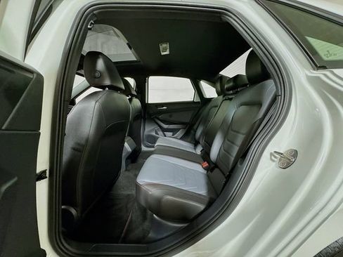 Used 2025 Volkswagen Jetta GLI Autobahn image 22