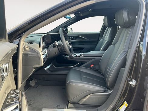Used 2026 Cadillac Lyriq Sport RWD image 15