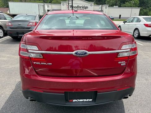 Used 2016 Ford Taurus SEL w/ Equipment Group 201A AWD/4WD image 4
