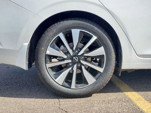 New 2025 Nissan Sentra SV image 5