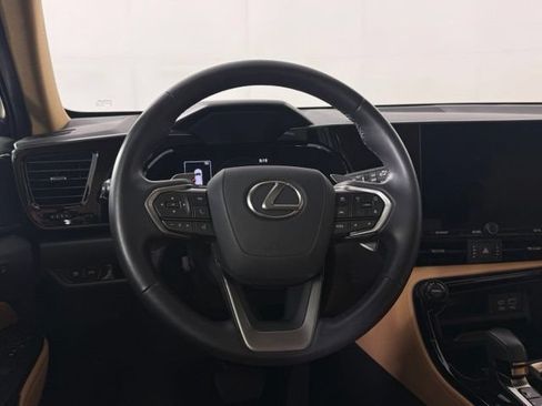 Used 2023 Lexus NX 250 FWD w/ Towing Package (2000 Lbs) image 24