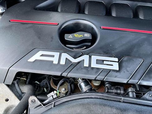 Used 2023 Mercedes-Benz GLA 35 AMG 4MATIC image 34