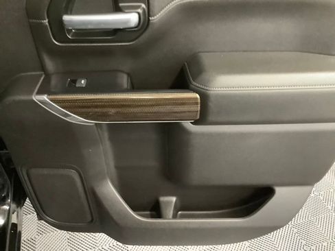 Used 2020 Chevrolet Silverado 1500 RST image 27