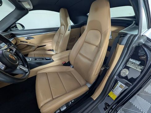 Used 2017 Porsche 911 Carrera RWD image 7