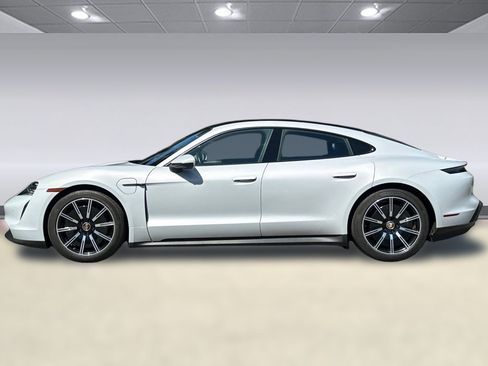 Used 2021 Porsche Taycan RWD image 2