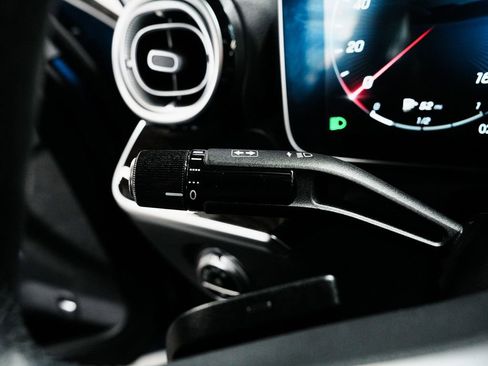 Used 2023 Mercedes-Benz C 300 4MATIC Sedan image 21