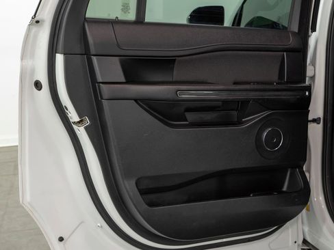 Used 2020 Ford Expedition Max XL image 8