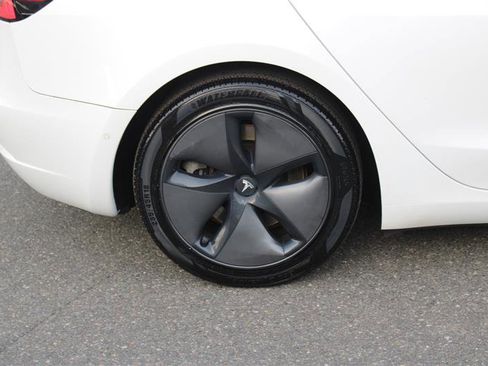 Used 2018 Tesla Model 3 Long Range image 8