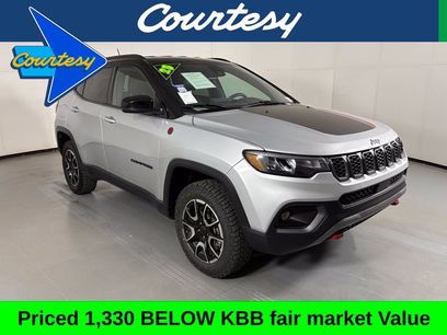 Used 2025 Jeep Compass Trailhawk