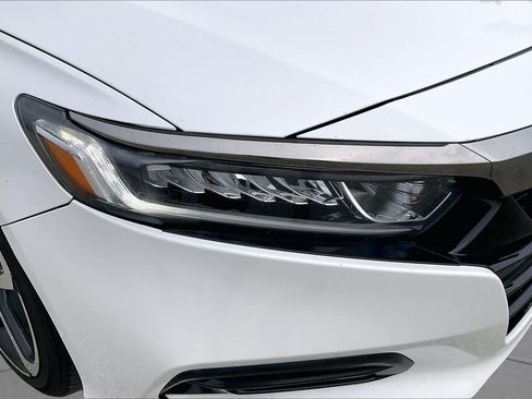 Used 2018 Honda Accord Sport image 26