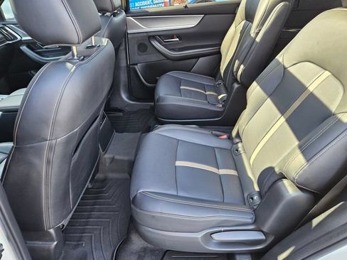Used 2025 MAZDA CX-90 Plug-In Hybrid w/ Premium Plus AWD/4WD image 15