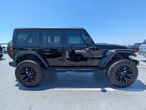 Used 2021 Jeep Wrangler Unlimited Sport image 2