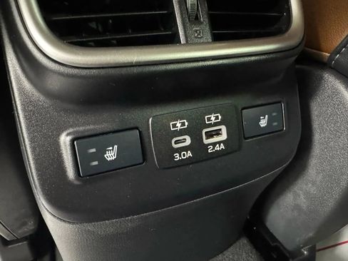 Used 2024 Subaru Outback Touring AWD/4WD image 40